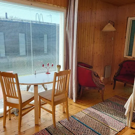 Guest house Kotajaerven Studio-galleria *